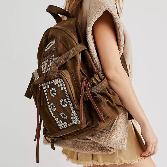 🌟1 LEFT🌟 Free People Berlin Studded Backpack✨ Brand New✨ - Picture 4 of 11